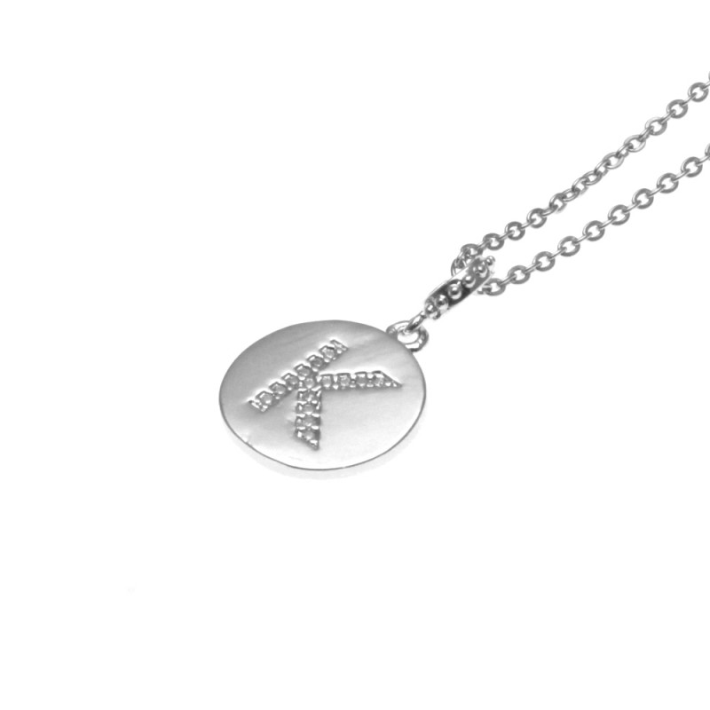 collana con ciondolo lettera k in acciaio con strass