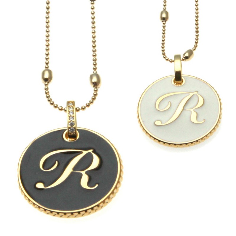 collana con lettera r in bronzo e smalto