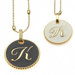collana con lettera k in bronzo e smalto