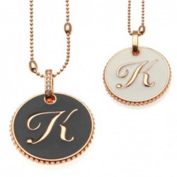 collana con lettera k in bronzo e smalto